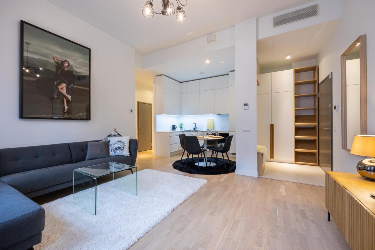 Rotermanni Apartment#Top Location#Spacious#Free Parking Таллин Экстерьер фото