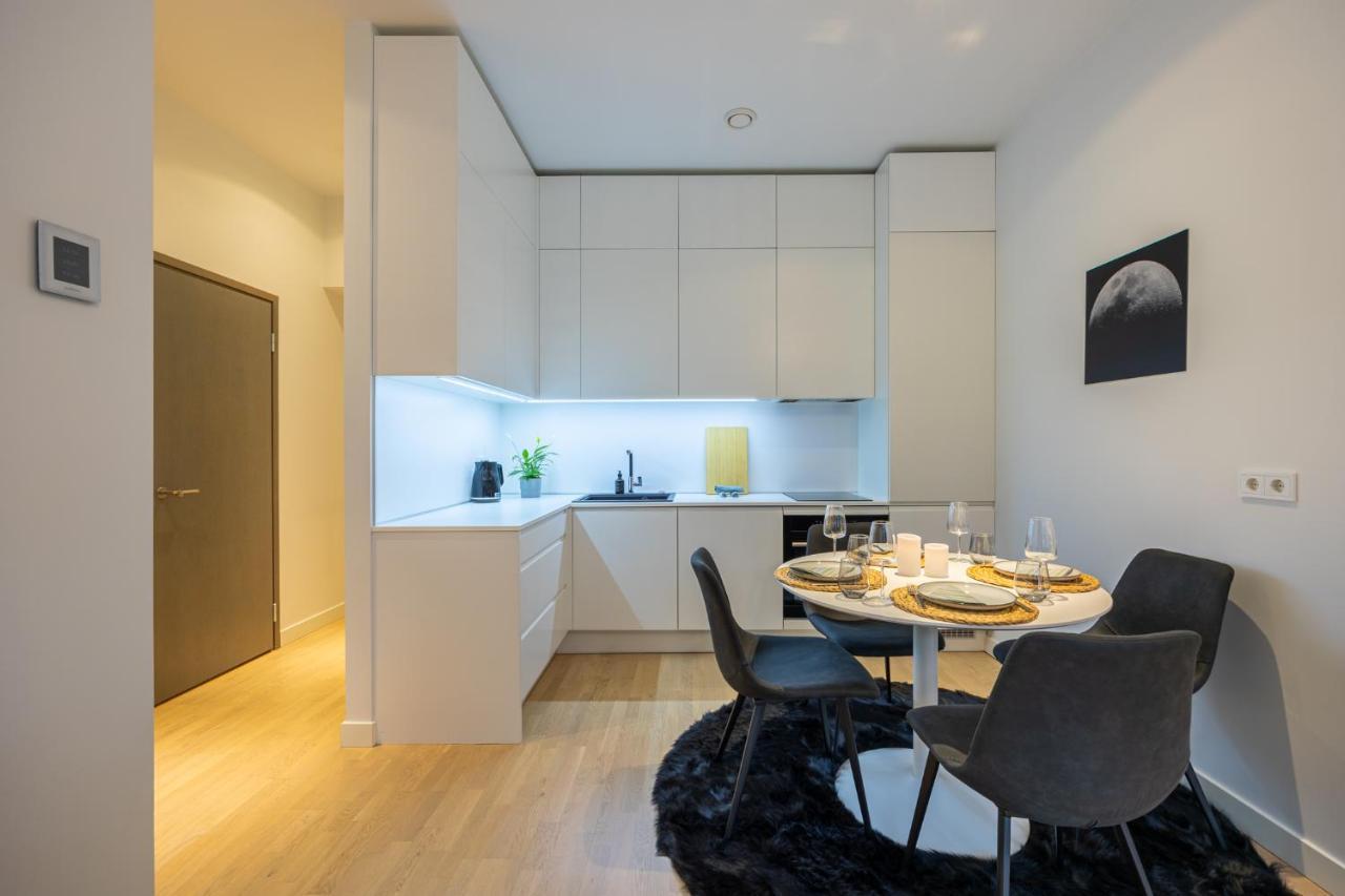 Rotermanni Apartment#Top Location#Spacious#Free Parking Таллин Экстерьер фото